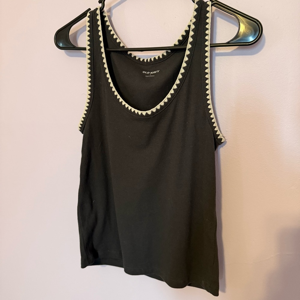 Old Navy Navy Tank Top with White Trim